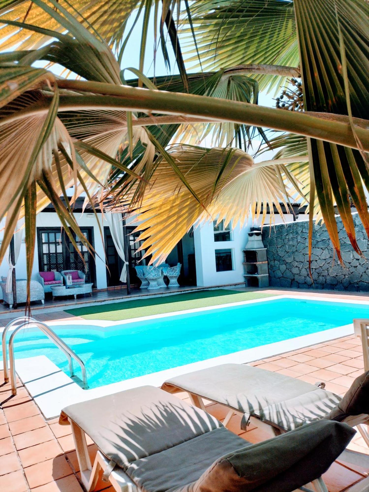 Lovely Villa Kiluka Heated Pool Плайя-Бланка Екстер'єр фото